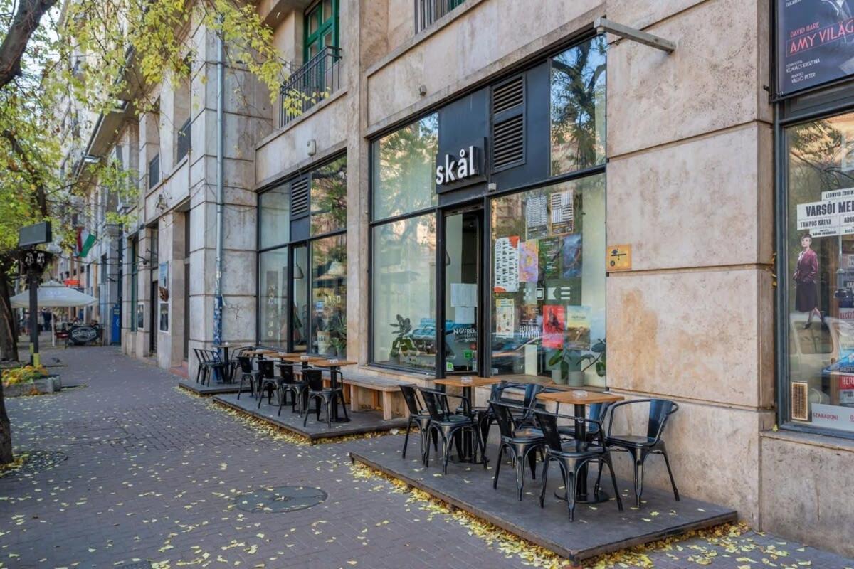 Extra Central And New Studio Budapest Exterior photo